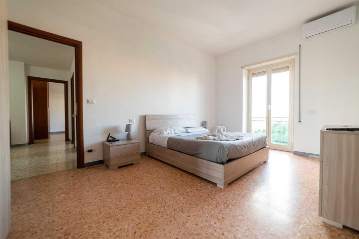 Ostia Holiday Pam Luaran gambar